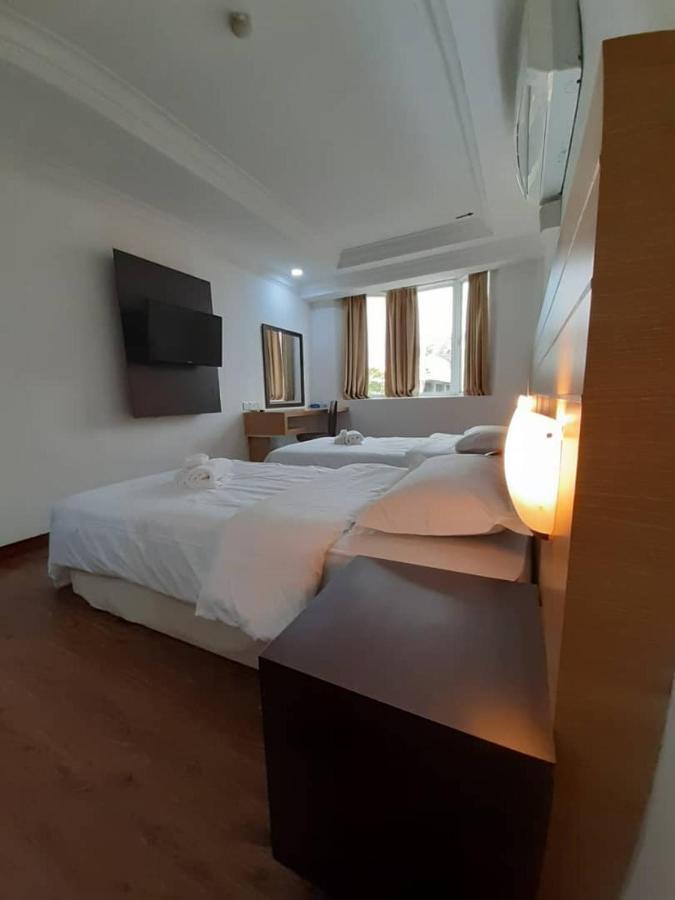 Sara Hotel Лабуан Экстерьер фото